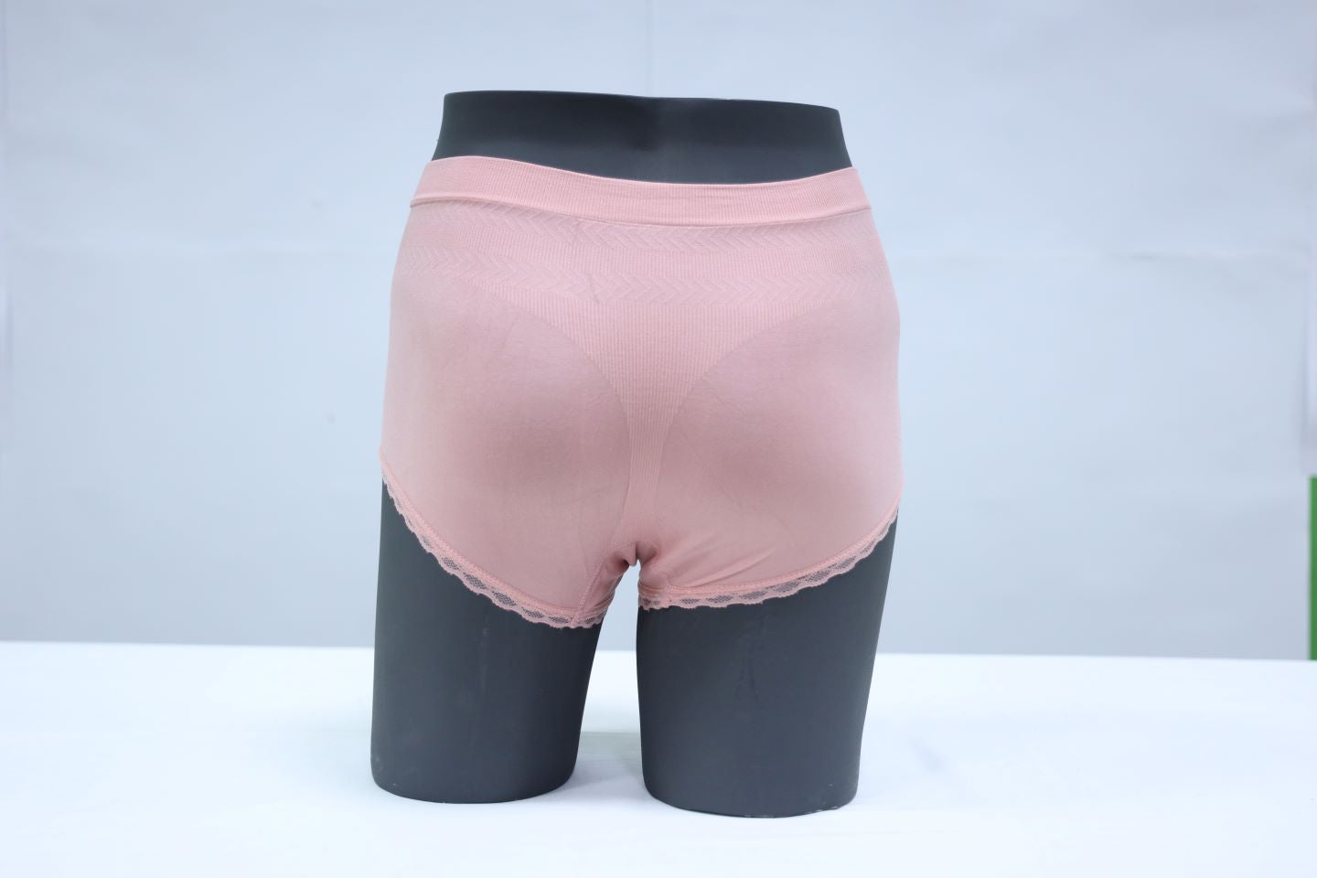 10092 - Classic Regular Fit Seamless Panties Comfortable Underwear Briefs