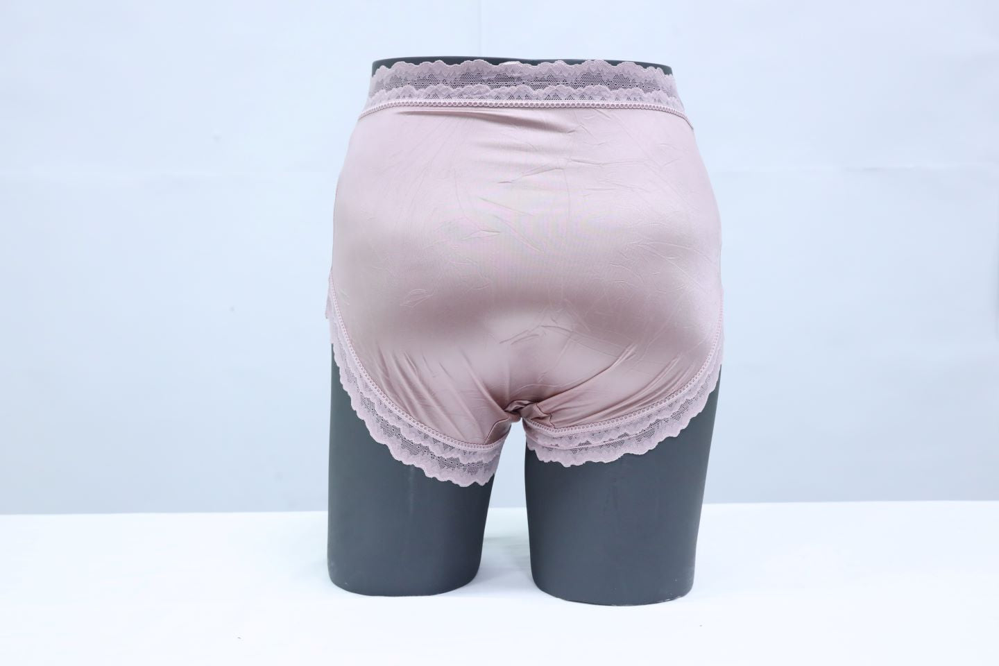 10111 - Classic Regular High Waist Panties for Optimal Comfort and Fit